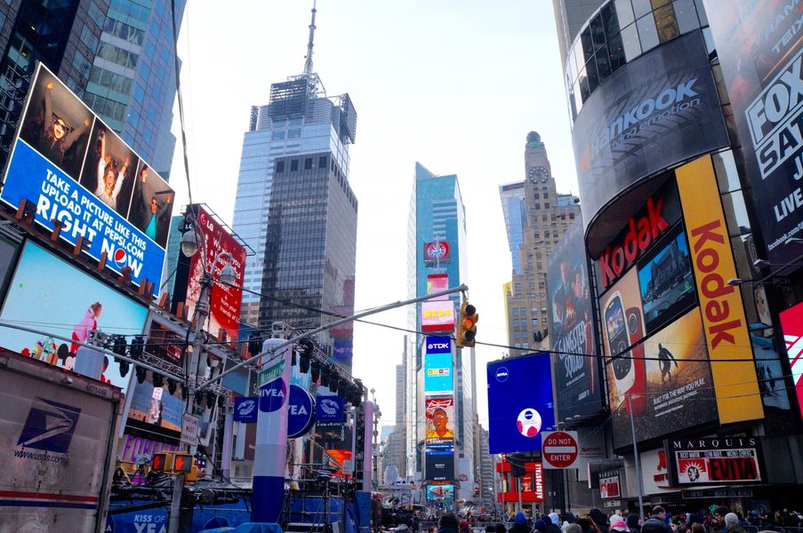 ニューヨークを代表する観光名所 アメリカ タイムズスクエア！