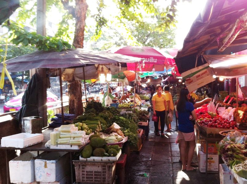 バンコクの街中でWiFiスポットを利用する